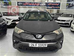 تۆیۆتا ڕاڤ 4